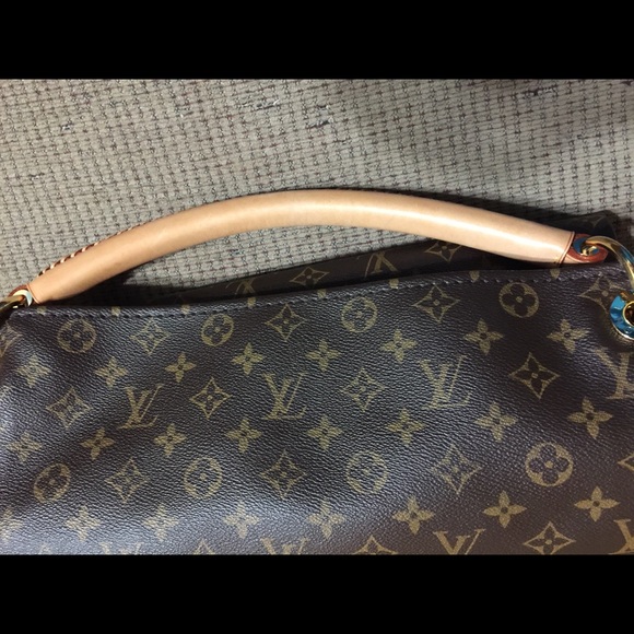 Louis Vuitton Artsy mm Monogram bag - Picture 5 of 16
